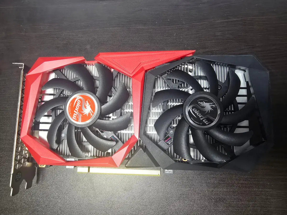 컬러풀 GTX 1650 super 판매합니다.